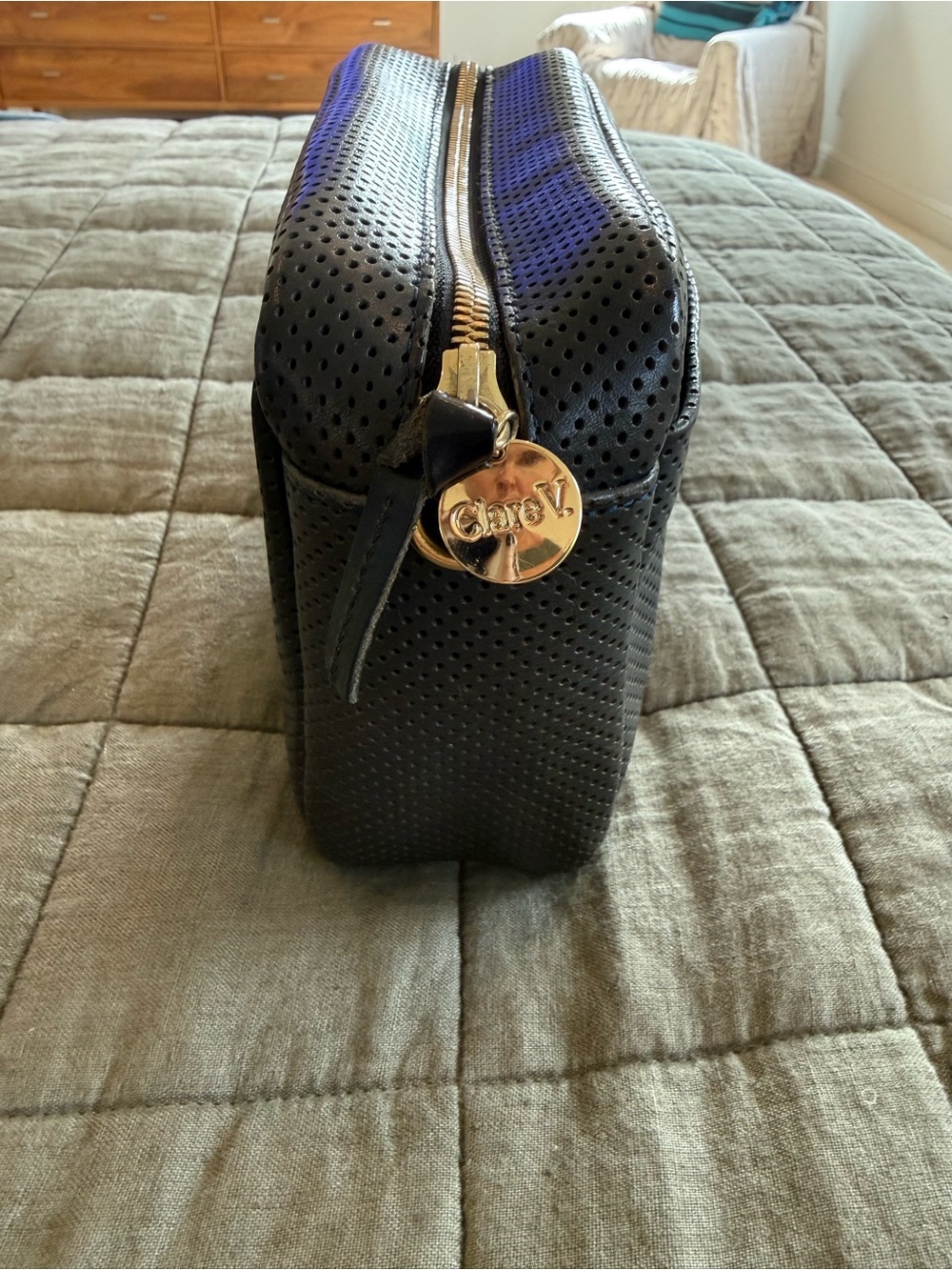 Clare V. Marisol Navy Perforated Leather Crossbody + Masculin Féminin Strap - Picture 4 of 6